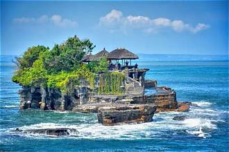 4D3N MENJELAJAH BALI BUSS